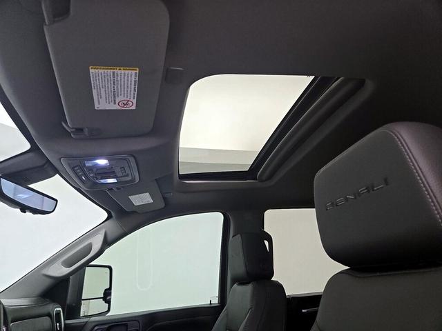 Photo of 2023 White GMC Sierra 2500