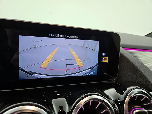 Photo of 2021 White Mercedes-Benz GLA 250