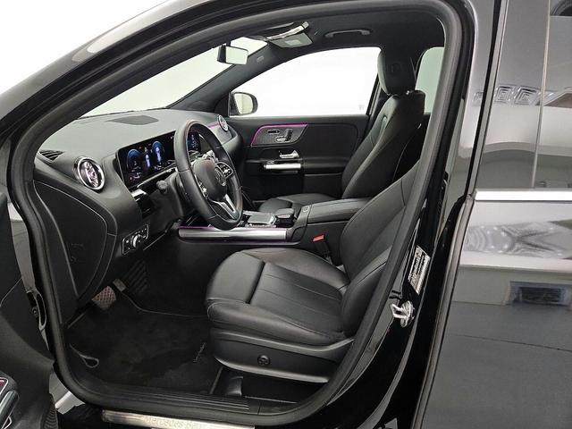 Photo of 2021 White Mercedes-Benz GLA 250