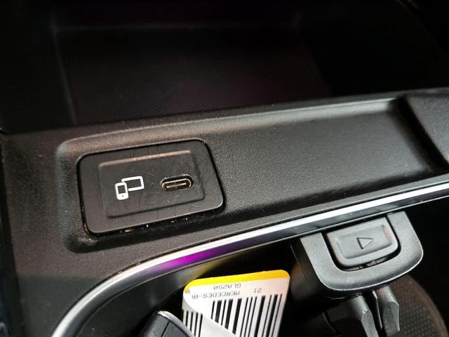 Photo of 2021 White Mercedes-Benz GLA 250