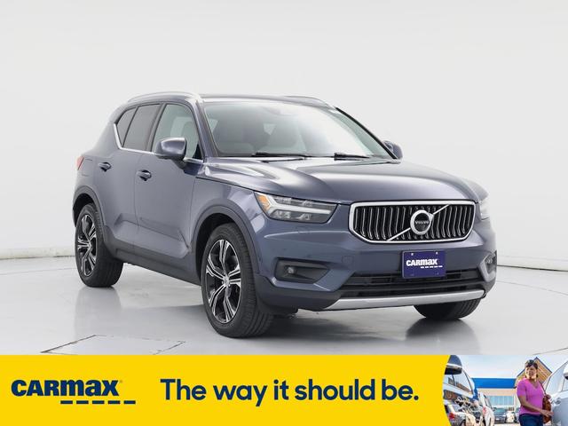 2020 Volvo XC40