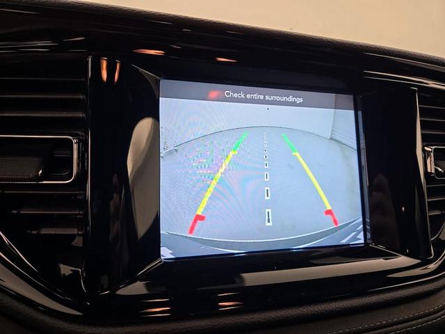 Photo of 2022 White Dodge Durango
