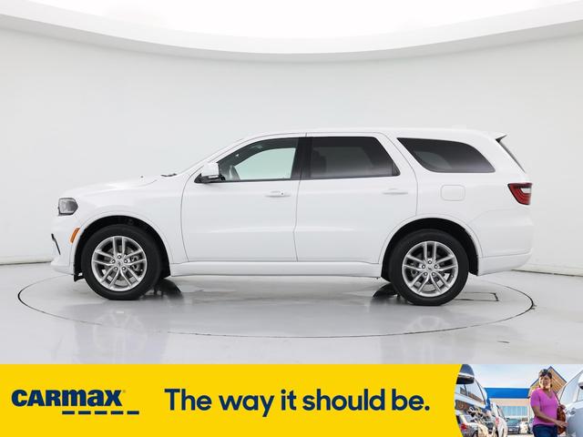 Photo of 2022 White Dodge Durango