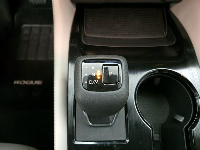 Photo of 2023 Blue Nissan Rogue