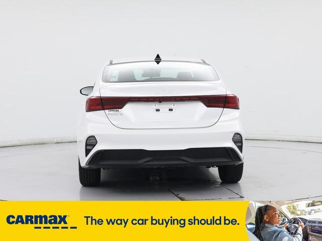 Photo of 2024 White Kia Forte