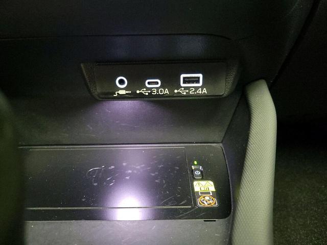 Photo of 2025 White Subaru Forester