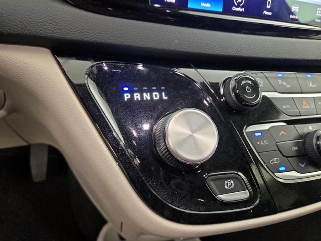 Photo of 2023 Black Chrysler Pacifica