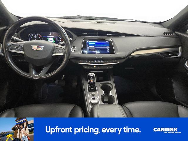 Photo of 2021 Silver Cadillac XT4