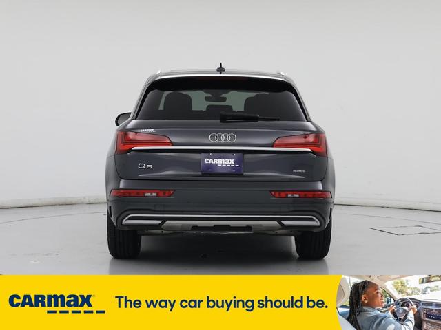 Photo of 2023 Black Audi Q5