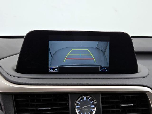 Photo of 2021 White Lexus RX 350