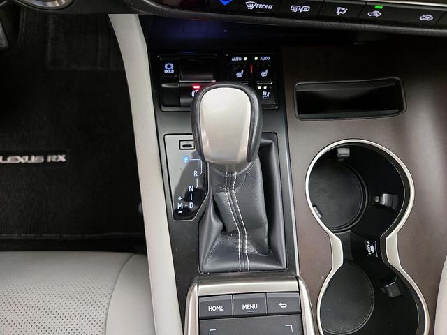 Photo of 2021 White Lexus RX 350