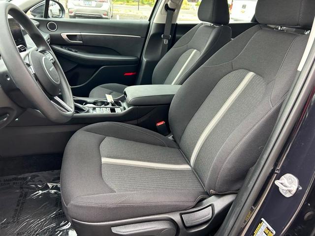 Photo of 2025 Carbon Blue Hyundai SONATA