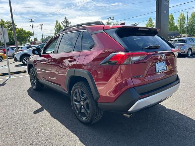 Photo of 2022 Red Toyota RAV4