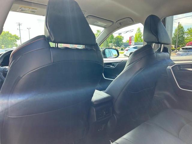 Photo of 2022 Red Toyota RAV4