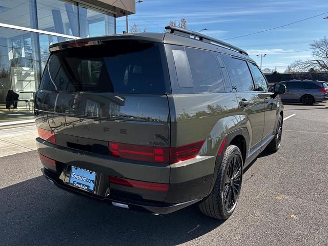 Photo of 2025 Green Hyundai SANTA FE HEV
