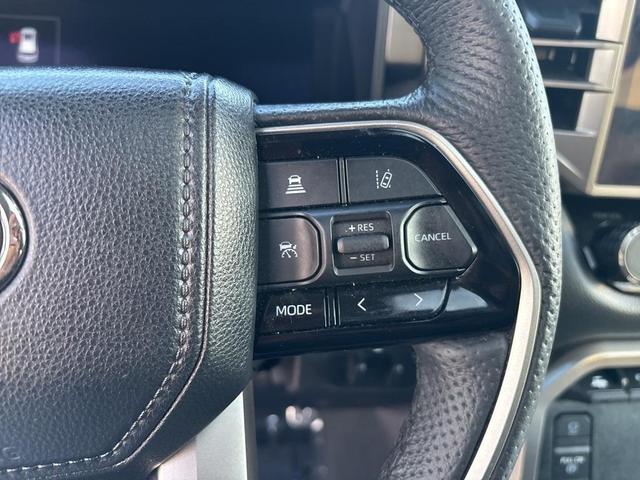 Photo of 2024 Magnetic Gray Metallic Toyota Sequoia