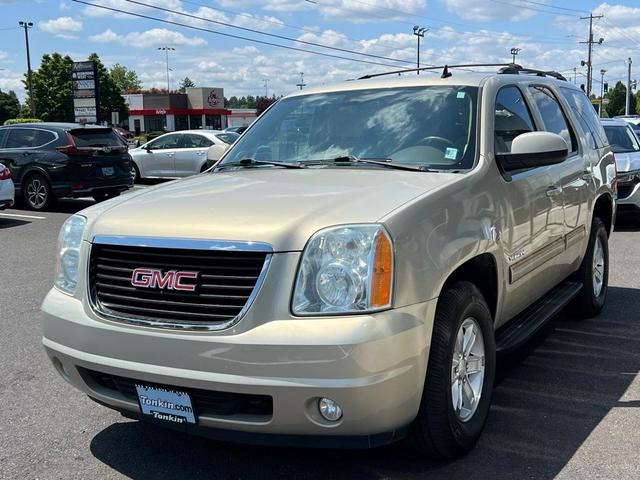 Photo of 2012 Gold Mist Metallic GMC Yukon