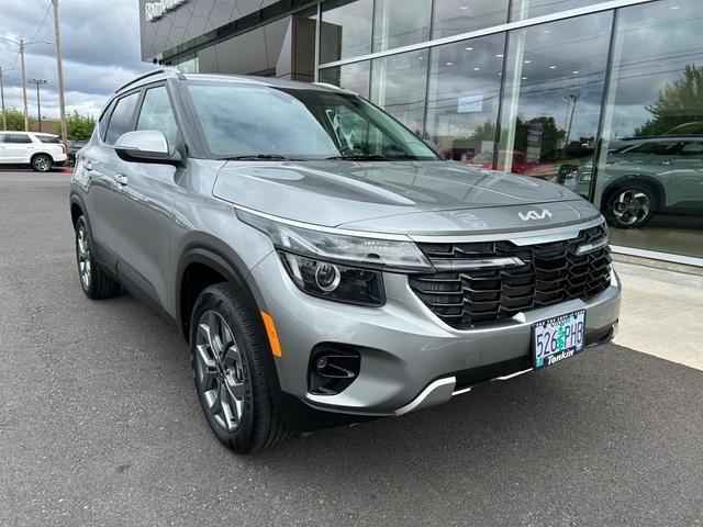 Photo of 2024 Steel Gray Kia Seltos