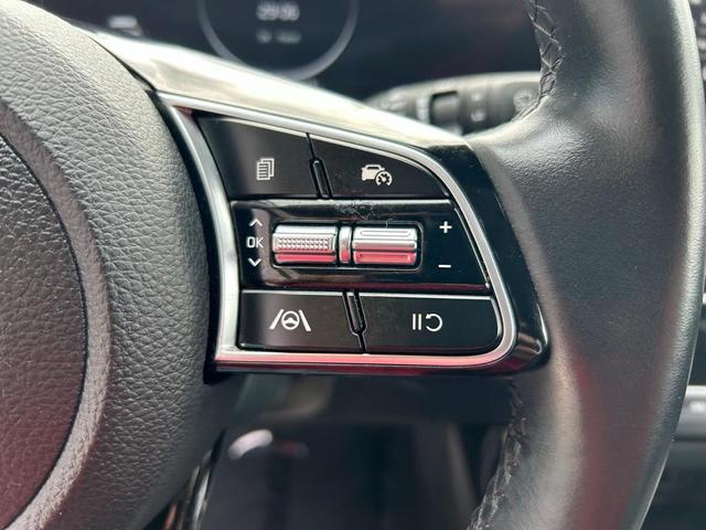 Photo of 2024 Steel Gray Kia Seltos