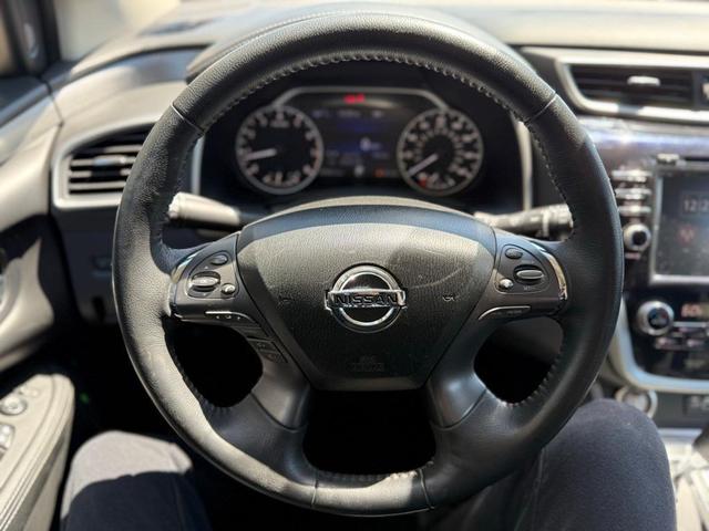 Photo of 2020 Brilliant Silver Metallic Nissan Murano