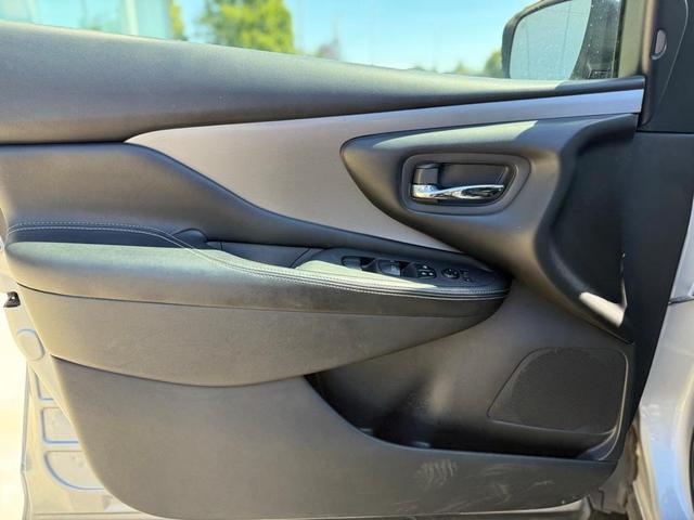 Photo of 2020 Brilliant Silver Metallic Nissan Murano