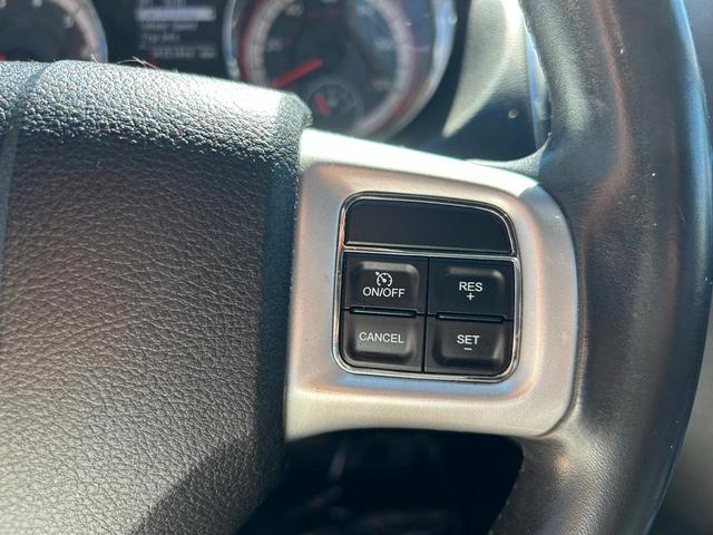 Photo of 2016 Billet Silver Metallic Clearcoat Dodge Grand Caravan