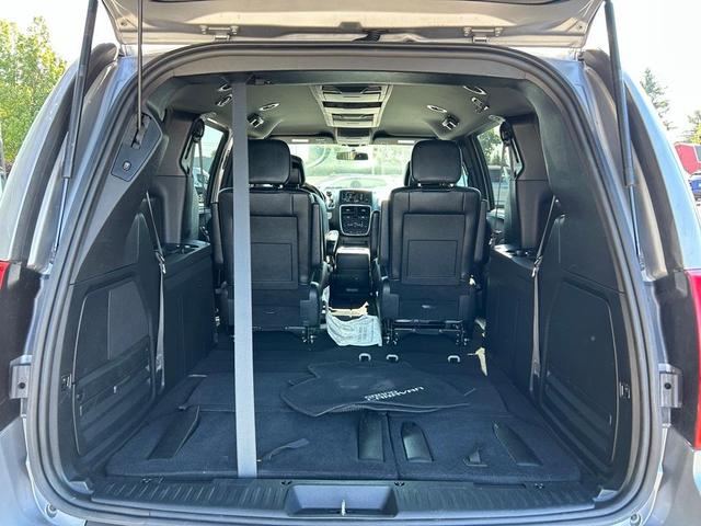 Photo of 2016 Billet Silver Metallic Clearcoat Dodge Grand Caravan