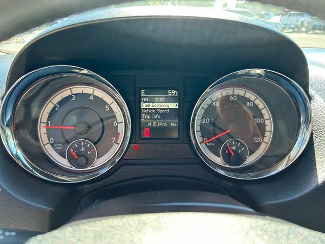 Photo of 2016 Billet Silver Metallic Clearcoat Dodge Grand Caravan