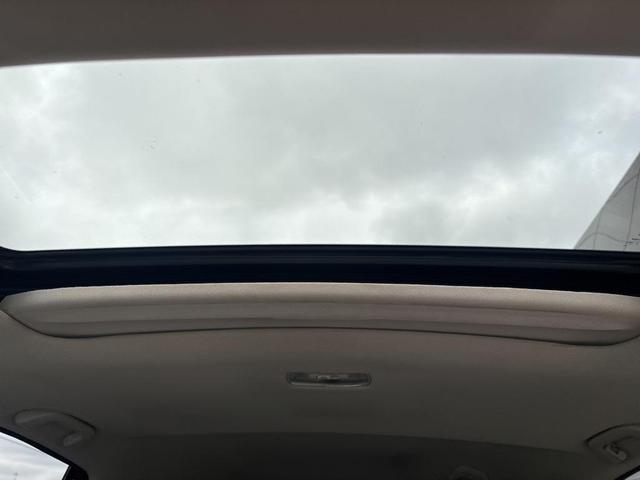 Photo of 2016 Silver Honda CR-V