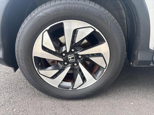 Photo of 2016 Silver Honda CR-V