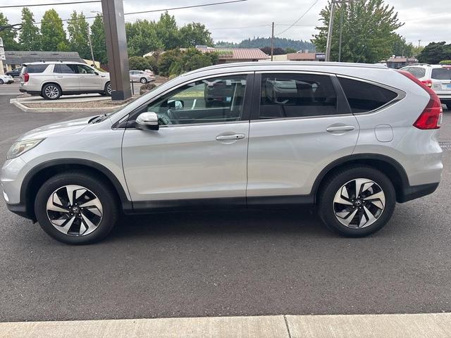 Photo of 2016 Silver Honda CR-V