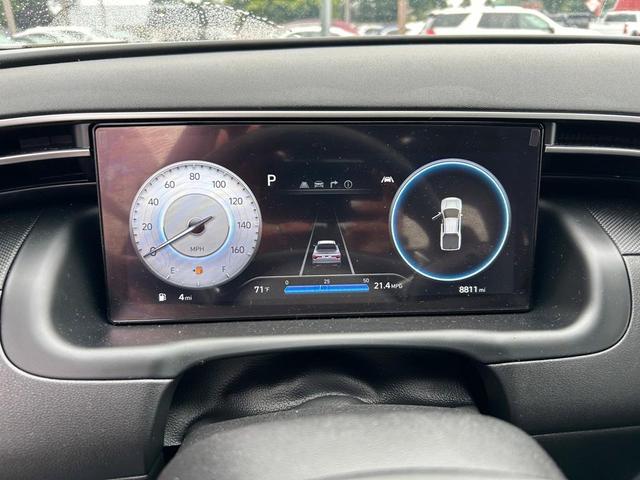 Photo of 2024 Phantom Black Hyundai SANTA CRUZ