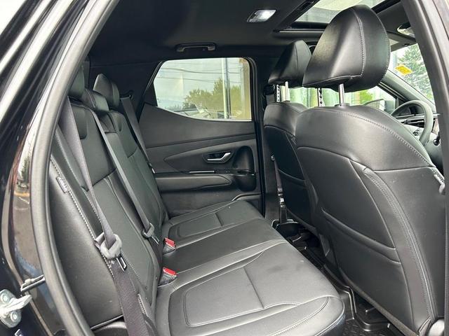 Photo of 2024 Phantom Black Hyundai SANTA CRUZ