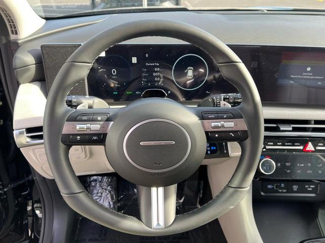 Photo of 2025 Ash Black Hyundai TUCSON Hybrid