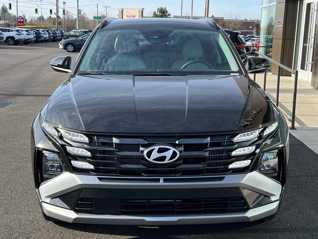 Photo of 2025 Ash Black Hyundai TUCSON Hybrid