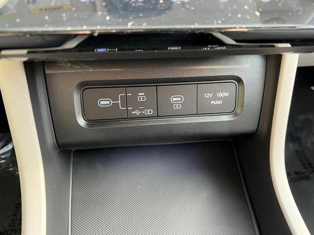 Photo of 2025 Ash Black Hyundai TUCSON Hybrid