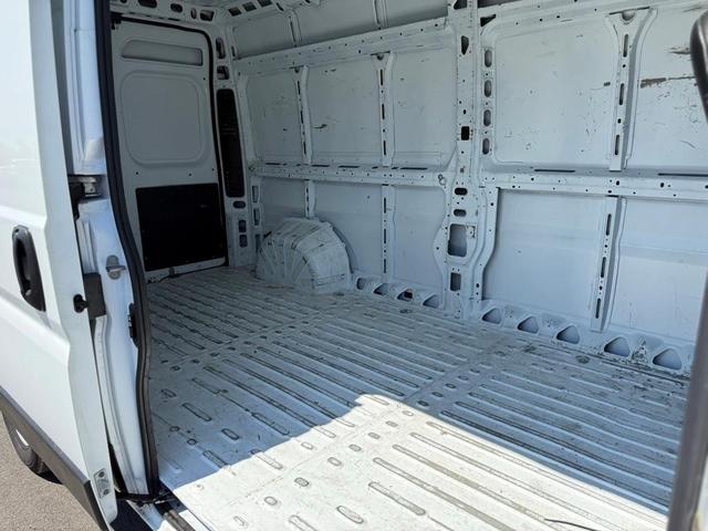 Photo of 2023 Bright White Clearcoat RAM ProMaster 2500