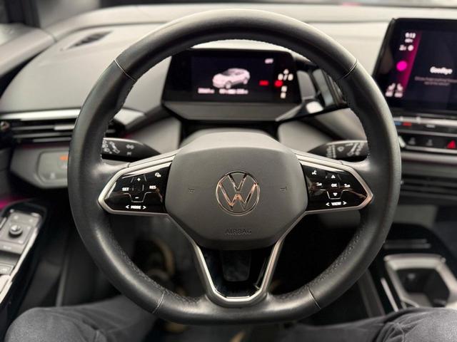 Photo of 2021 Mythos Black Volkswagen ID.4