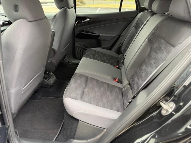 Photo of 2021 Mythos Black Volkswagen ID.4