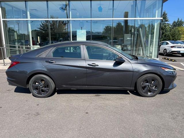 Photo of 2022 Portofino Gray Hyundai ELANTRA