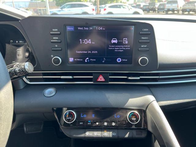 Photo of 2022 Portofino Gray Hyundai ELANTRA