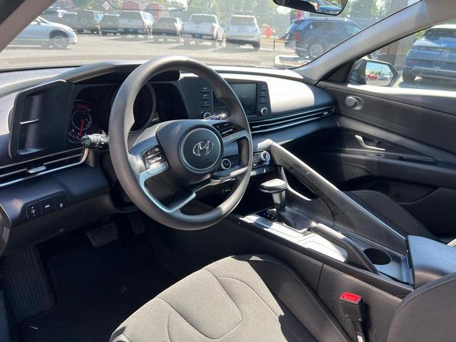 Photo of 2022 Portofino Gray Hyundai ELANTRA