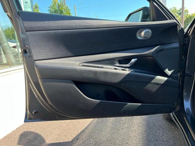 Photo of 2022 Portofino Gray Hyundai ELANTRA