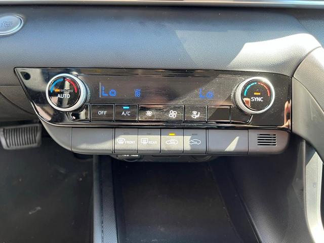 Photo of 2022 Portofino Gray Hyundai ELANTRA