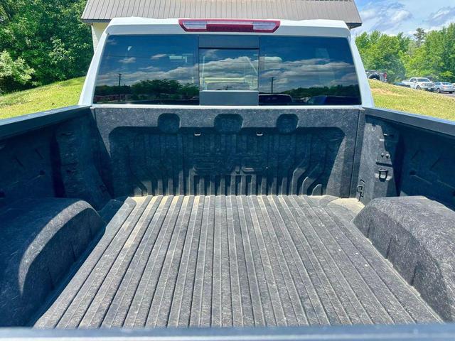 Photo of 2021 Summit White GMC Sierra 1500