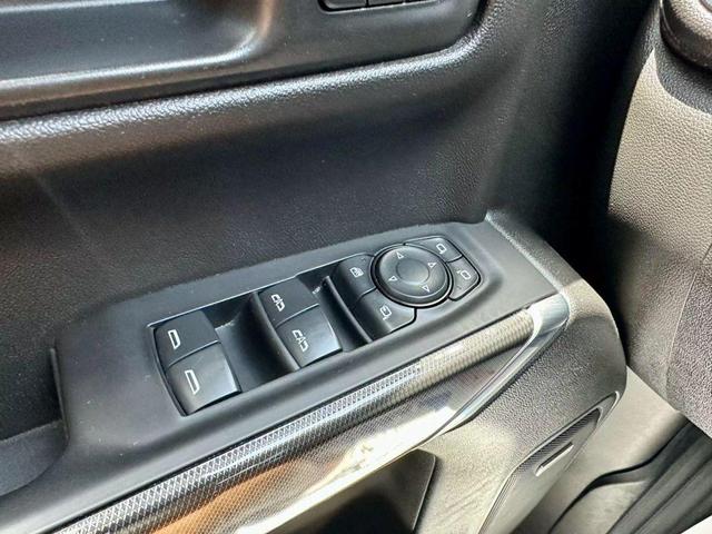 Photo of 2021 Summit White GMC Sierra 1500