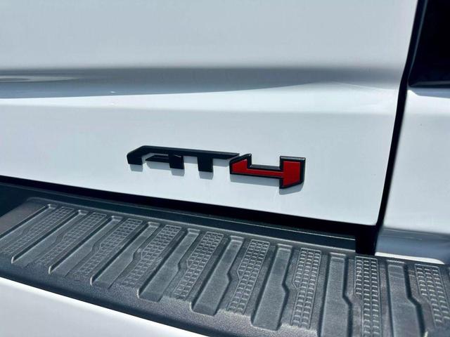 Photo of 2021 Summit White GMC Sierra 1500