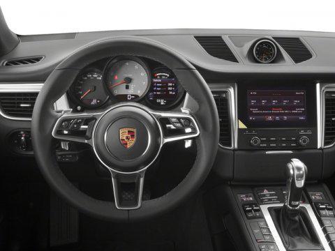 Photo of 2018 Black Porsche Macan
