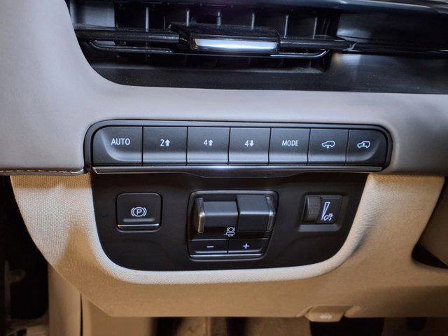Photo of 2023 Crystal White Tricoat Cadillac Escalade ESV