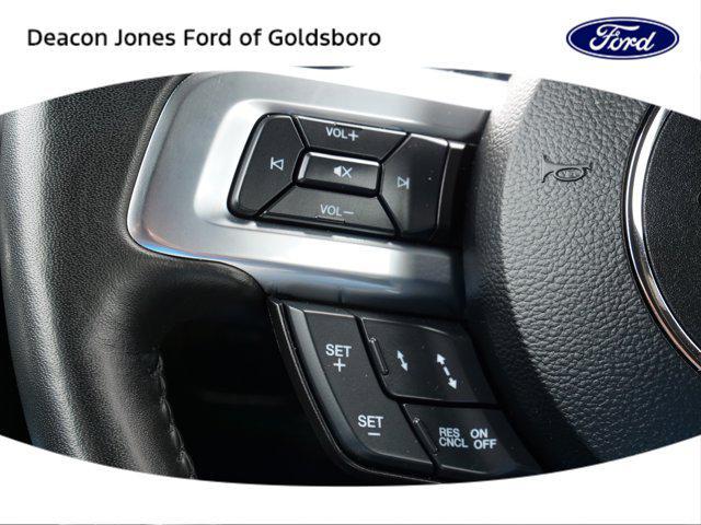 Photo of 2022 Oxford White Ford Mustang